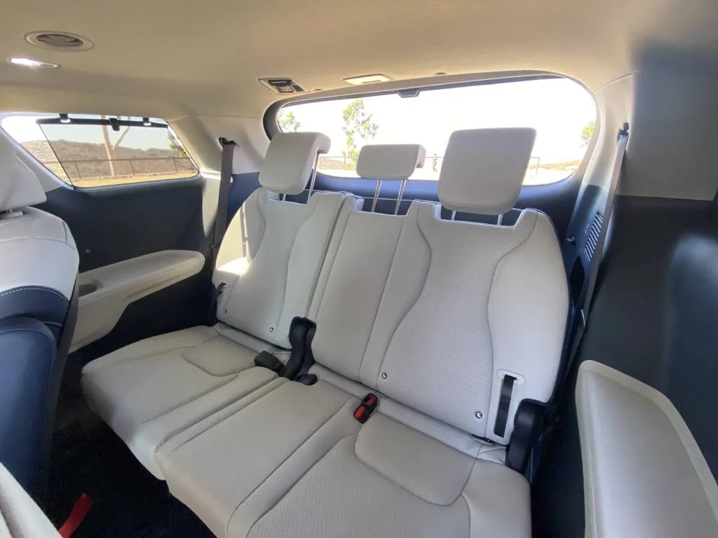 2025 Kia Carnival Hybrid 2025 Kia Carnival Hybrid