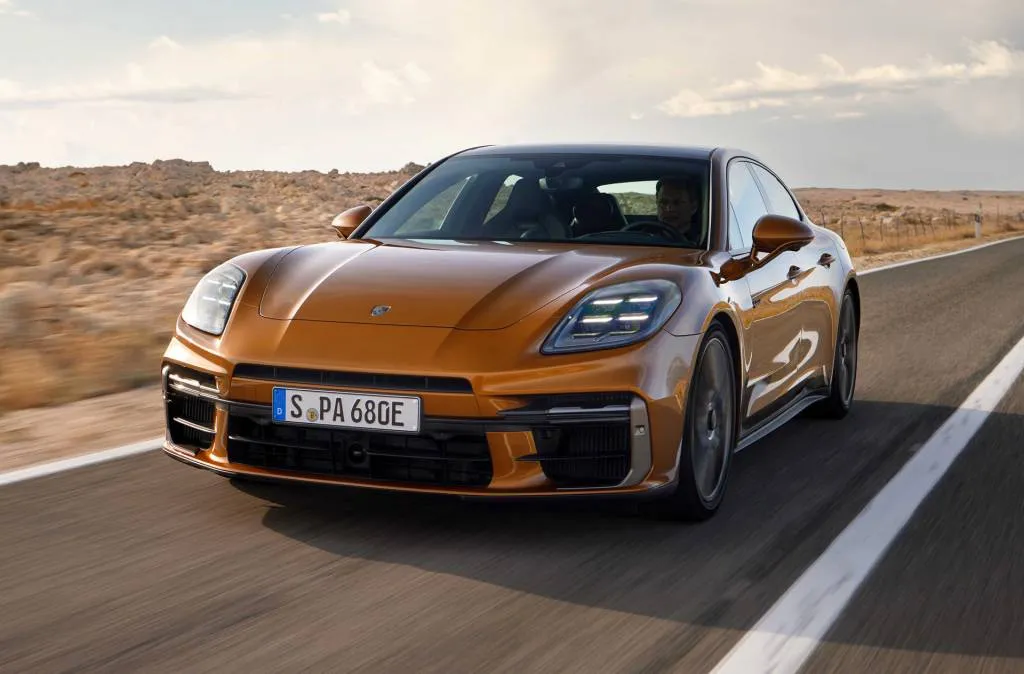 2025 Porsche Panamera Turbo E-Hybrid 2025 Porsche Panamera Turbo E-Hybrid