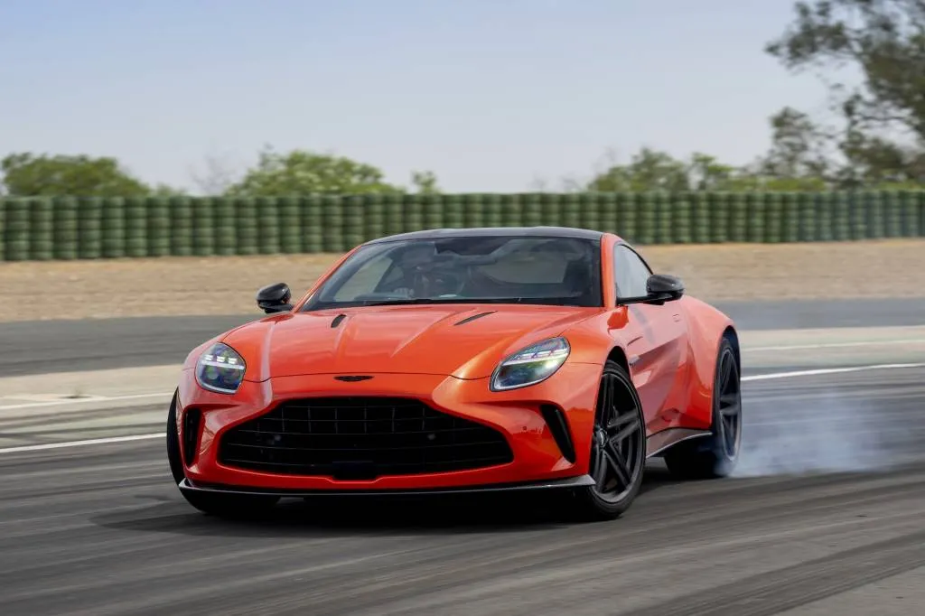 2025 Aston Martin Vantage 2025 Aston Martin Vantage
