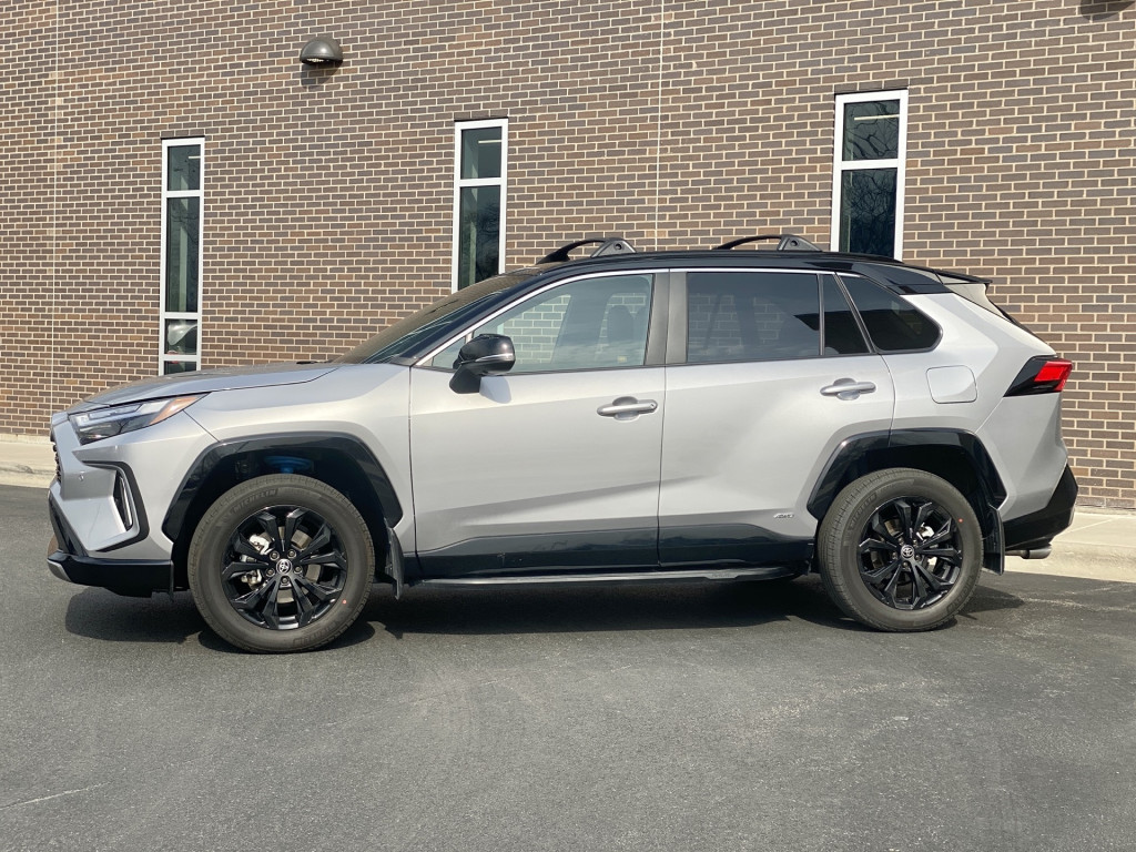 2023 Toyota RAV4 Hybrid XSE AWD 2023 Toyota RAV4 Hybrid XSE AWD