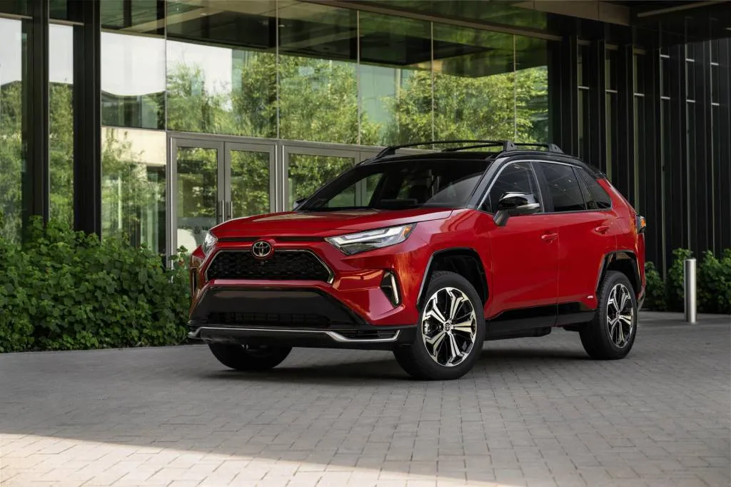 2025 Toyota RAV4 Plug-in-Hybrid 2025 Toyota RAV4 Plug-in-Hybrid
