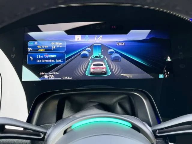 Mercedes-Benz Drive Pilot Mercedes-Benz Drive Pilot