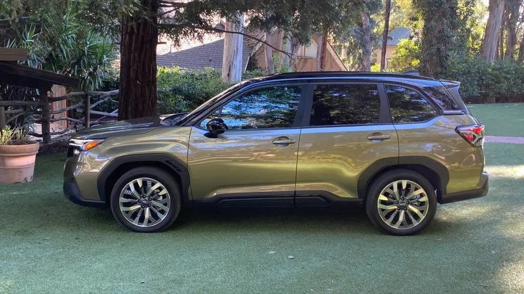 2025 Subaru Forester Hybrid 2025 Subaru Forester Hybrid