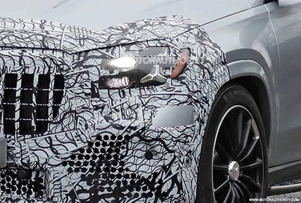 2027 Mercedes -Benz AMG GLS 63 Facelift Spy Shots - Foto über Baldauf