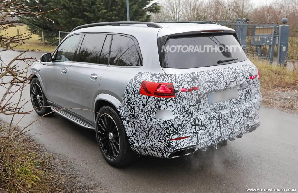 2027 Mercedes -Benz AMG GLS 63 Facelift Spy Shots - Foto über Baldauf