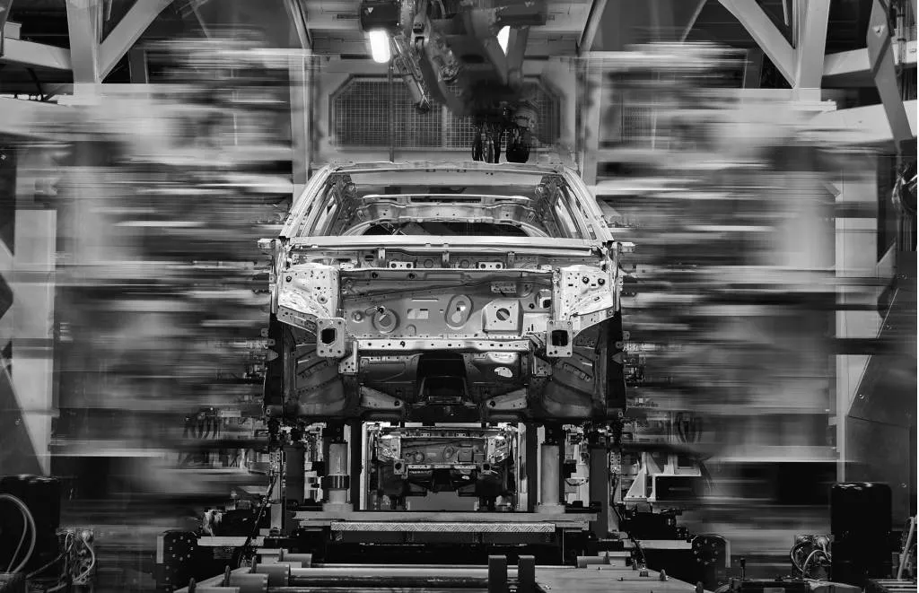 Teaser für neu gestaltete Jeep -Kompass -Debüting Spring 2025