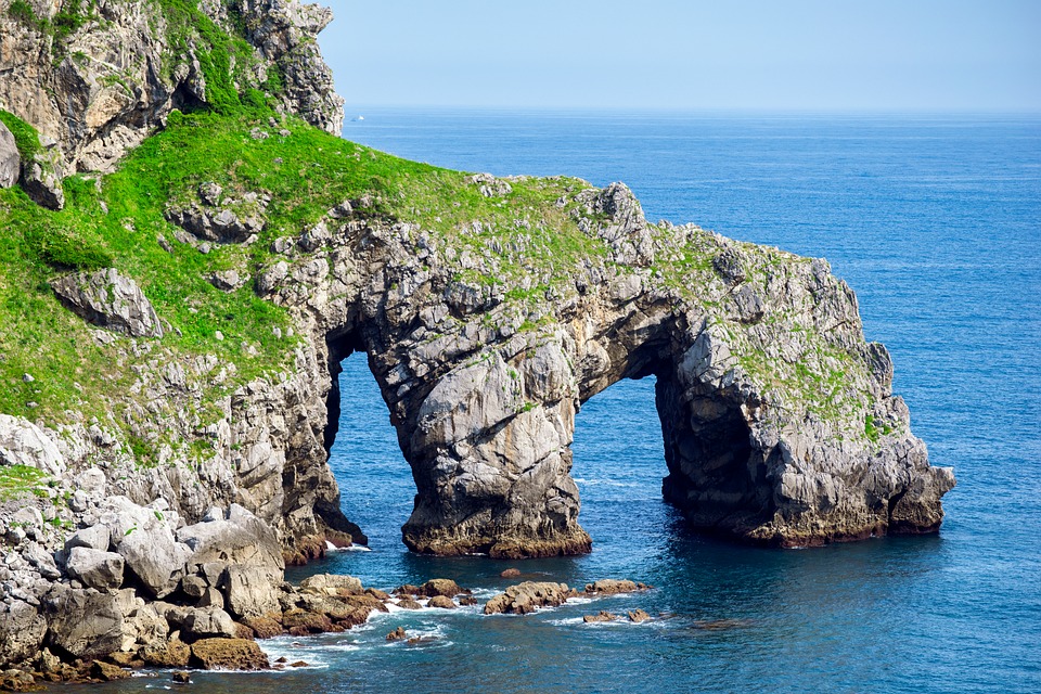 Powering Progress: How Automotive Suppliers Drive Innovation in the Industry