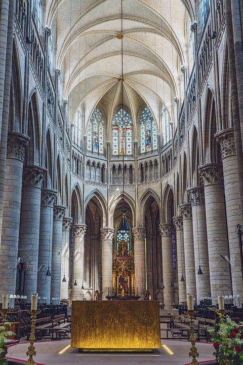 Top 10 Electric Cars of 2023: Driving the Future